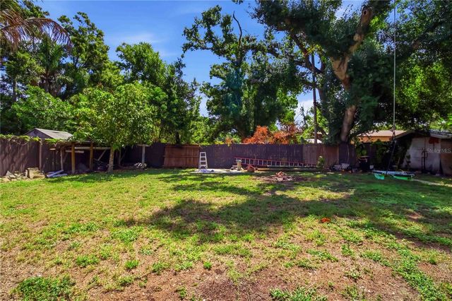 5727 11TH STREET E, Bradenton, FL 34203
