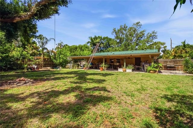 5727 11TH STREET E, Bradenton, FL 34203