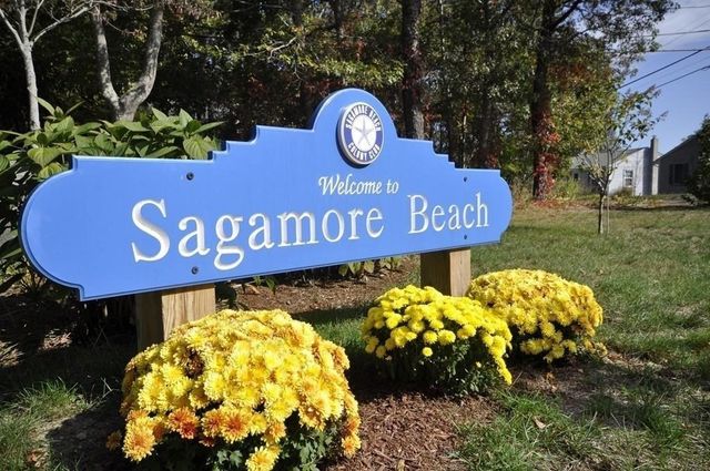 17 Ridgehill Lane, Bourne, MA 02562