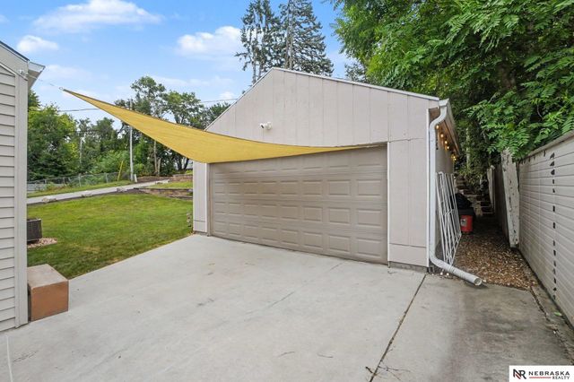 3501 Martin Avenue, Omaha, NE 68112