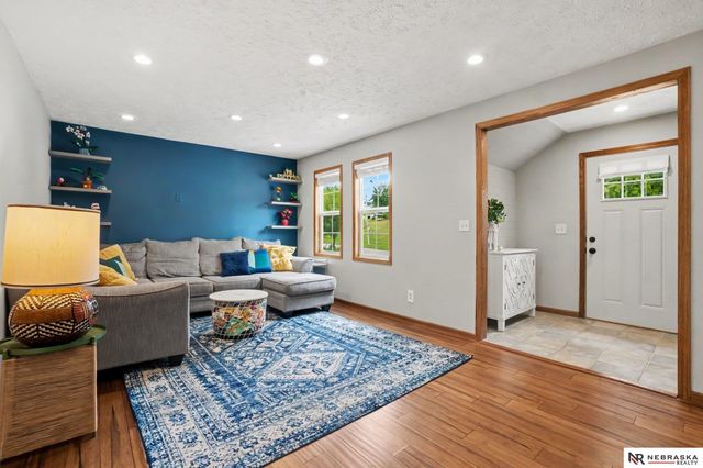 3501 Martin Avenue, Omaha, NE 68112