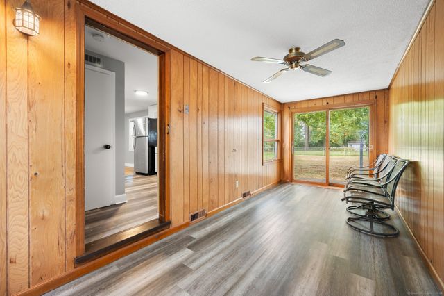 21 Davis Road, East Hartford, CT 06118