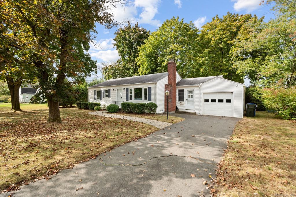 21 Davis Road, East Hartford, CT 06118