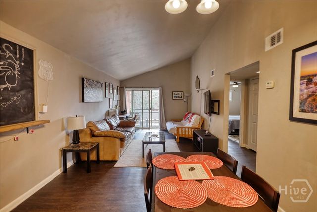 250 Little Street B306, Athens, GA 30605