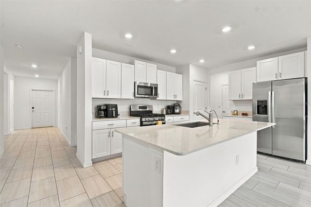 2013 LANIER ROAD, Zephyrhills, FL 33541
