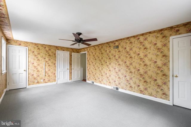2398 HOLLIS RD, Havertown, PA 19083