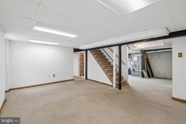 2398 HOLLIS RD, Havertown, PA 19083
