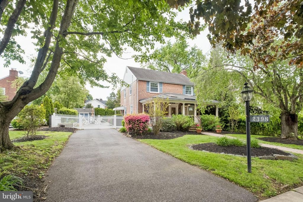 2398 HOLLIS RD, Havertown, PA 19083