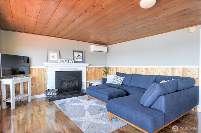 22492 N US Hwy 101, Shelton, WA 98584