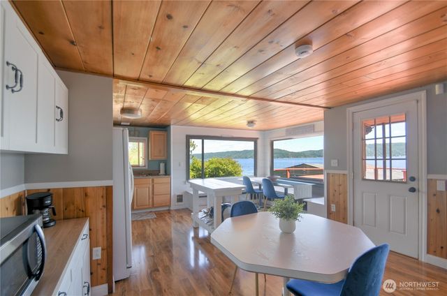 22492 N US Hwy 101, Shelton, WA 98584