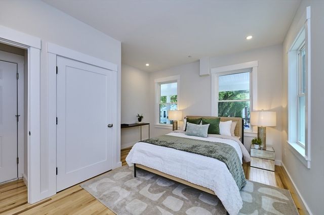 17 Macarthur Street 2, Somerville, MA 02143