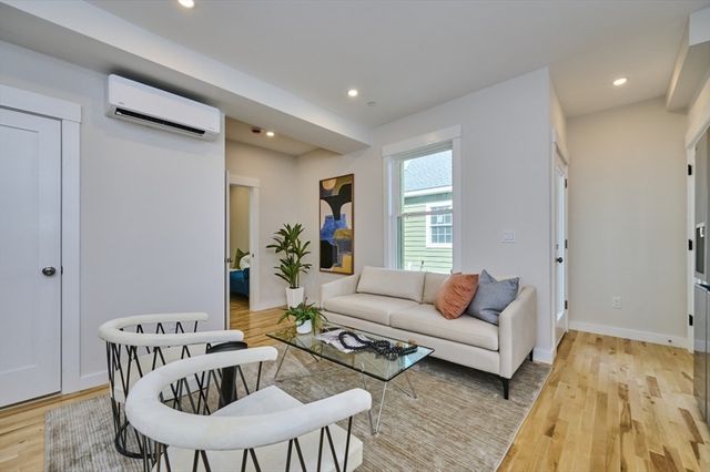 17 Macarthur Street 2, Somerville, MA 02143