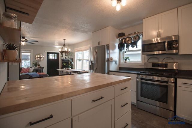 3805 W OMAHA, Rapid City, SD 57702