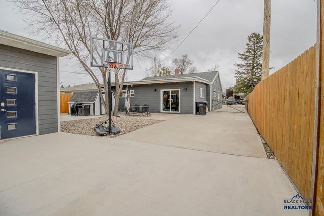 3805 W OMAHA, Rapid City, SD 57702