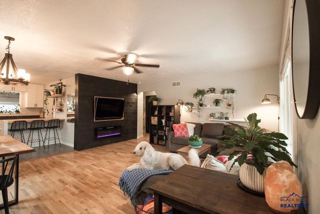 3805 W OMAHA, Rapid City, SD 57702
