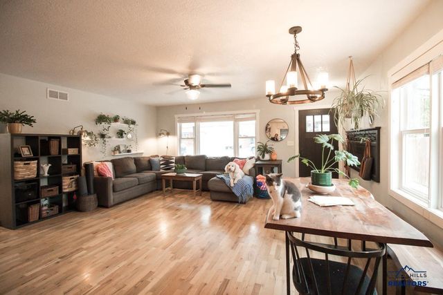 3805 W OMAHA, Rapid City, SD 57702