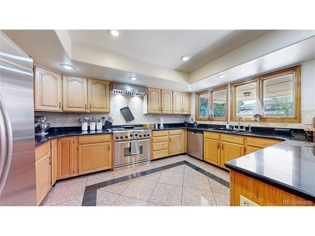 2462 Country Club Loop, Denver, CO 80234
