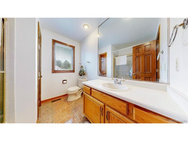 2462 Country Club Loop, Denver, CO 80234