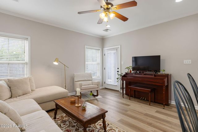 250 Chimney Rock Boulevard, Lafayette, LA 70508