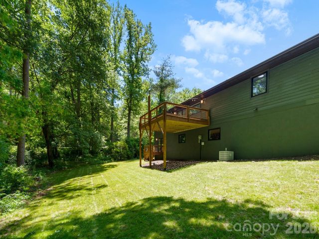 17 Muirfield Drive, Arden, NC 28704