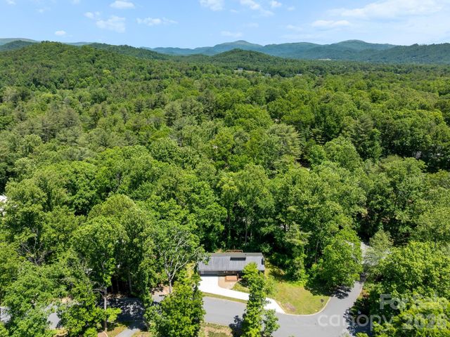17 Muirfield Drive, Arden, NC 28704