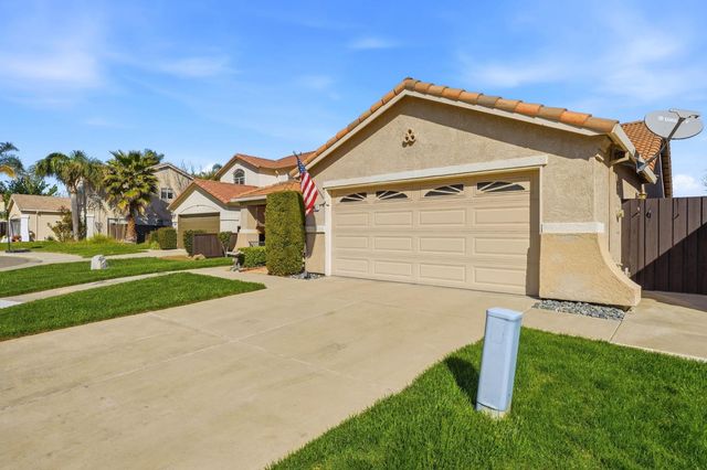 2451 Martin Anthony Ct, Tracy, CA 95377