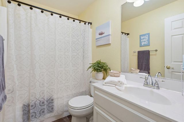 2451 Martin Anthony Ct, Tracy, CA 95377