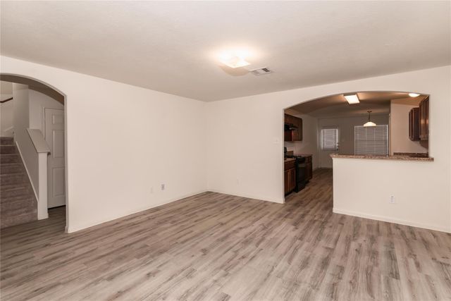 5735 Post Oak Manor Drive, Houston, TX 77085