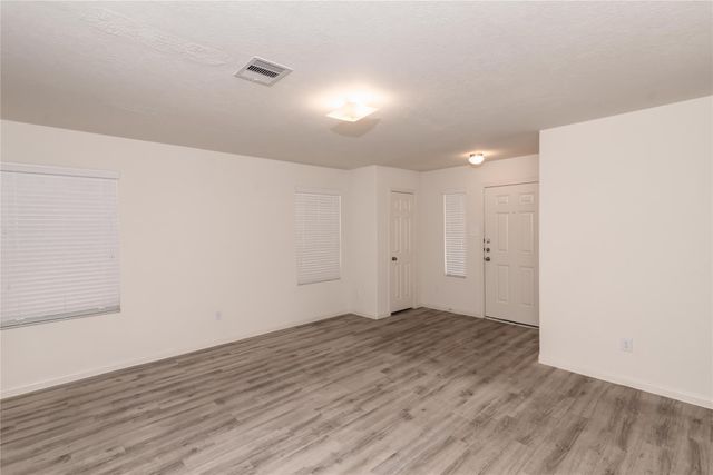 5735 Post Oak Manor Drive, Houston, TX 77085