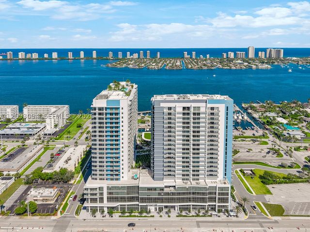 220 Lake Shore Dr 1512, West Palm Beach, FL 33403