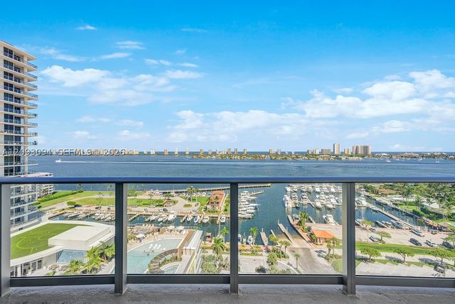 220 Lake Shore Dr 1512, West Palm Beach, FL 33403