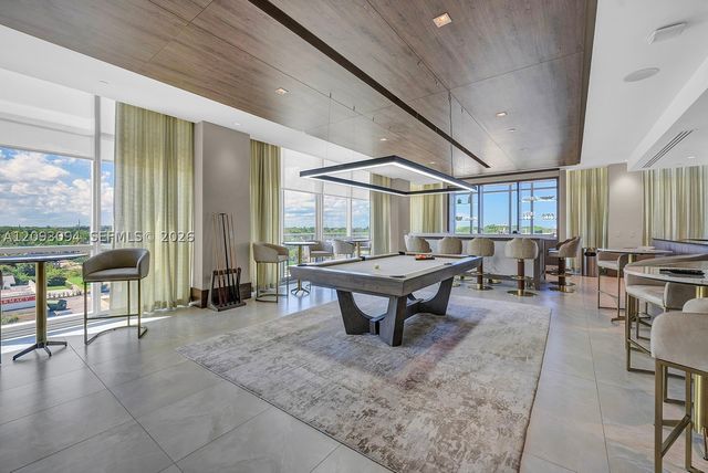 220 Lake Shore Dr 1512, West Palm Beach, FL 33403