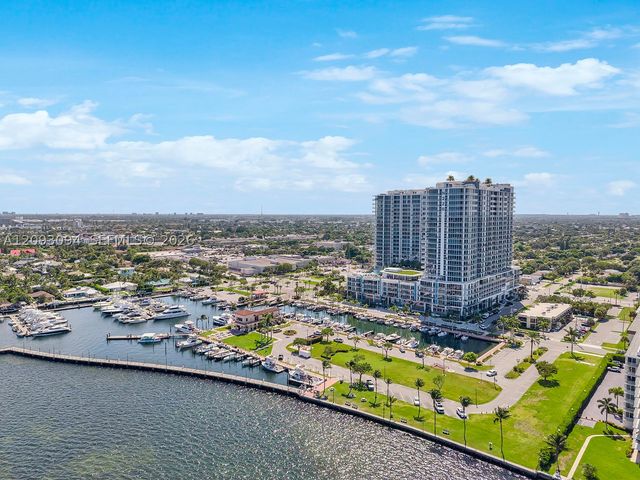 220 Lake Shore Dr 1512, West Palm Beach, FL 33403