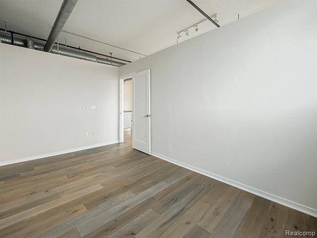100 N Center Street 401, Royal Oak, MI 48067