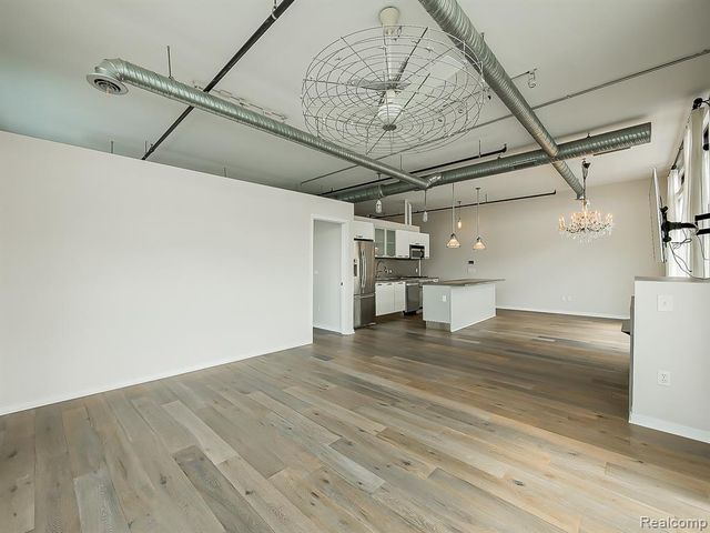 100 N Center Street 401, Royal Oak, MI 48067