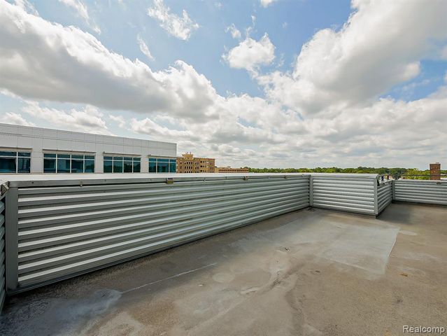 100 N Center Street 401, Royal Oak, MI 48067