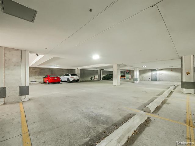 100 N Center Street 401, Royal Oak, MI 48067