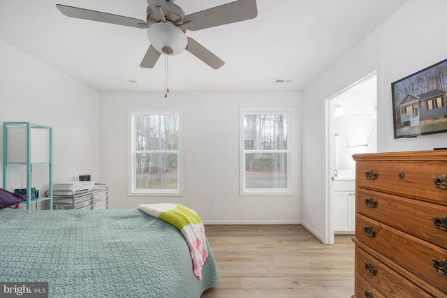 218 SHOREWOOD DR, Colonial Beach, VA 22443