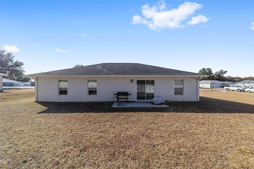 Image 2 of property listing at 1803 NE 161ST PLACE, Citra, FL 32113
