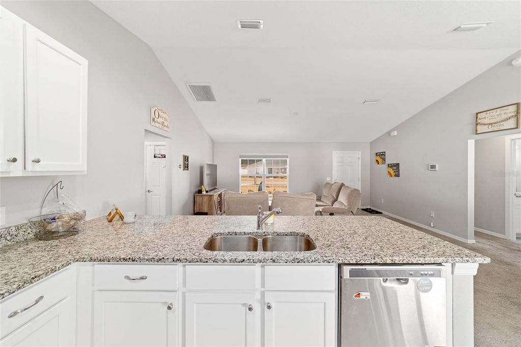 Image 13 of property listing at 1803 NE 161ST PLACE, Citra, FL 32113