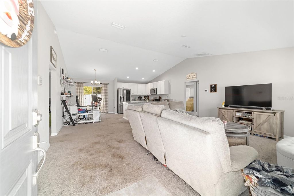 Image 5 of property listing at 1803 NE 161ST PLACE, Citra, FL 32113