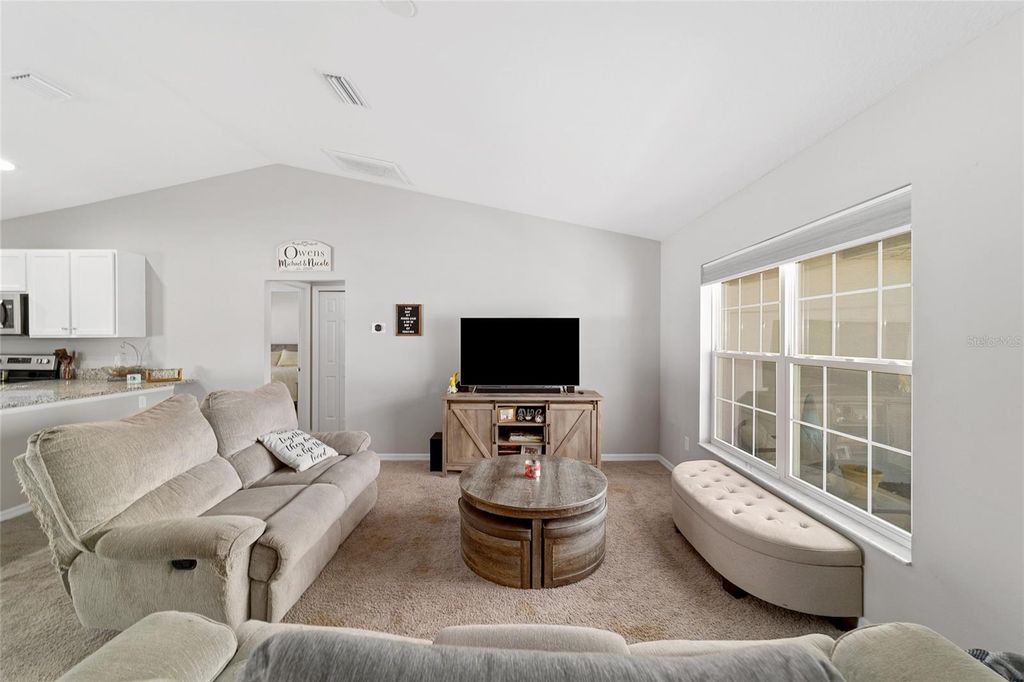 Image 6 of property listing at 1803 NE 161ST PLACE, Citra, FL 32113