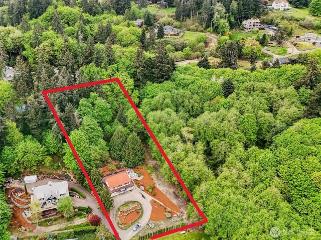 582 North Shore Blvd, Fox Island, WA 98333