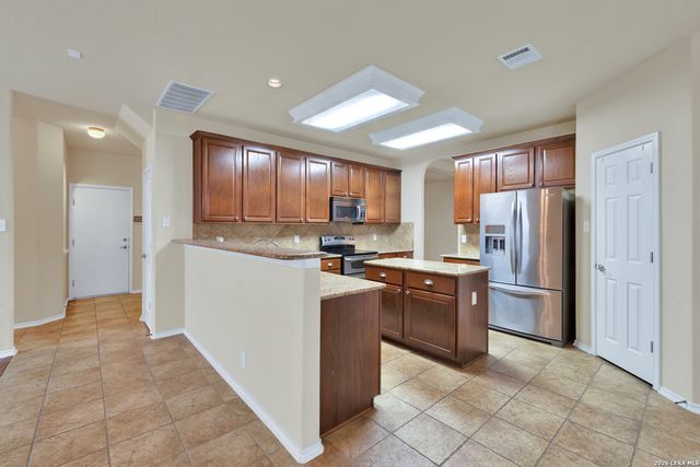 2541 Crusader Bend, Schertz, TX 78108