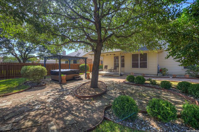 2541 Crusader Bend, Schertz, TX 78108