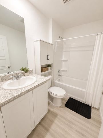 200 Benjamin Dr, Thibodaux, LA 70301