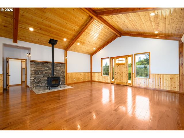 1757 RIDDLE BY PASS Rd, Riddle, OR 97469