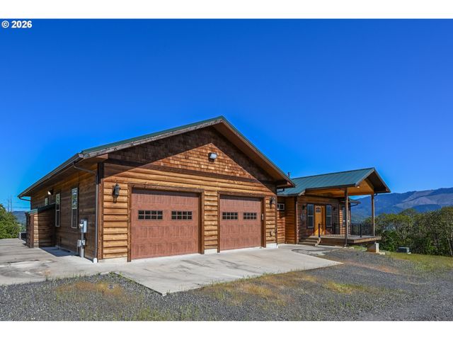 1757 RIDDLE BY PASS Rd, Riddle, OR 97469