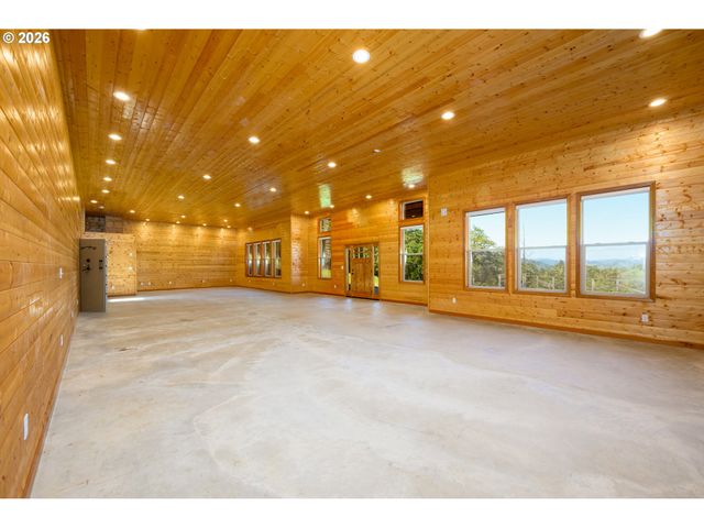 1757 RIDDLE BY PASS Rd, Riddle, OR 97469