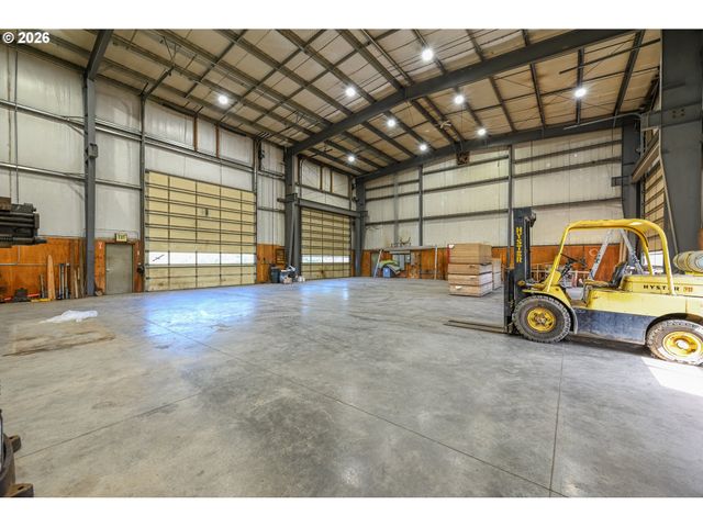1757 RIDDLE BY PASS Rd, Riddle, OR 97469